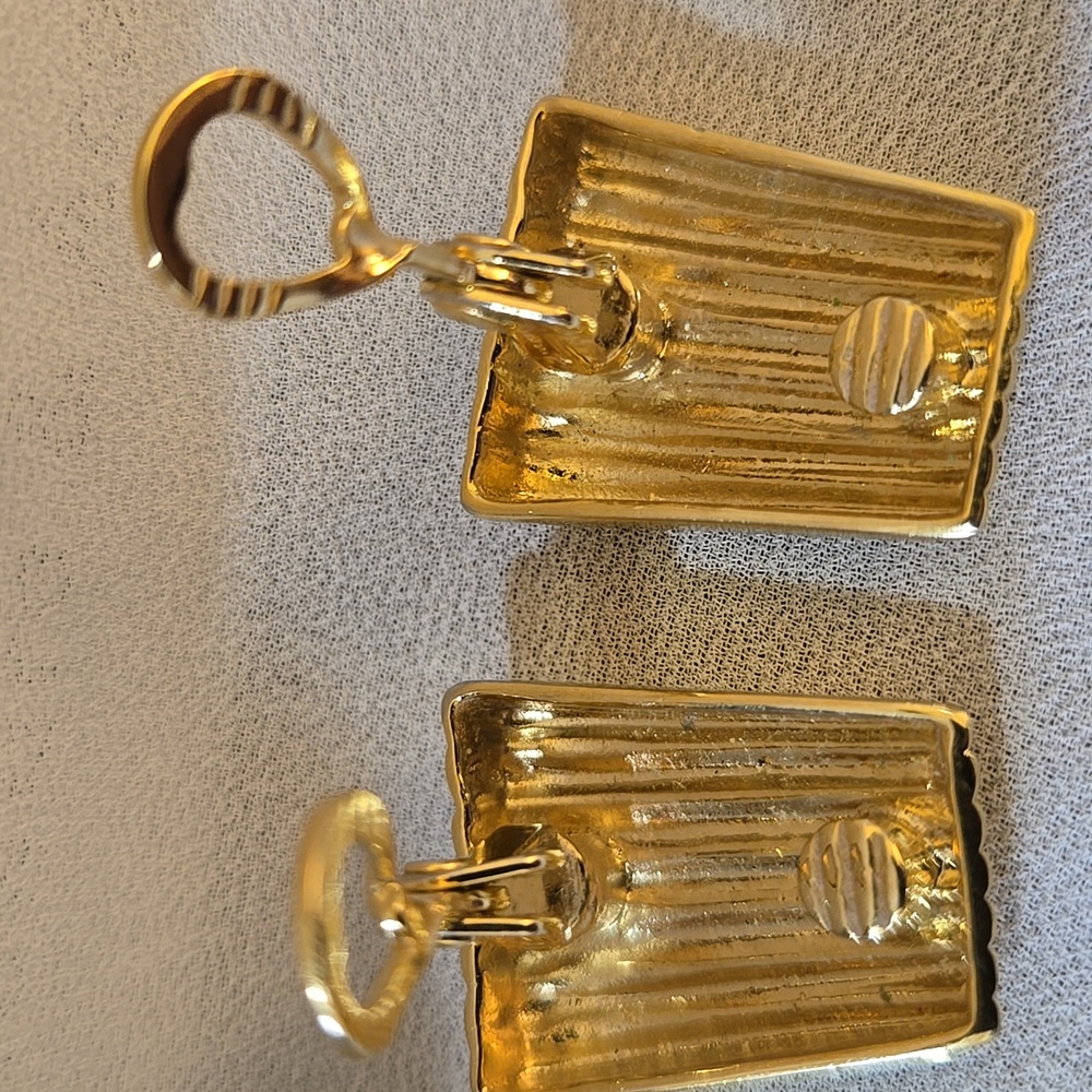 Vintage Unsigned Solid Gold Tone Chunky Clip Stri… - image 5